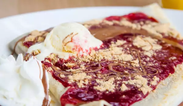 Pancakes with Chocolate and Raspberry Jam
